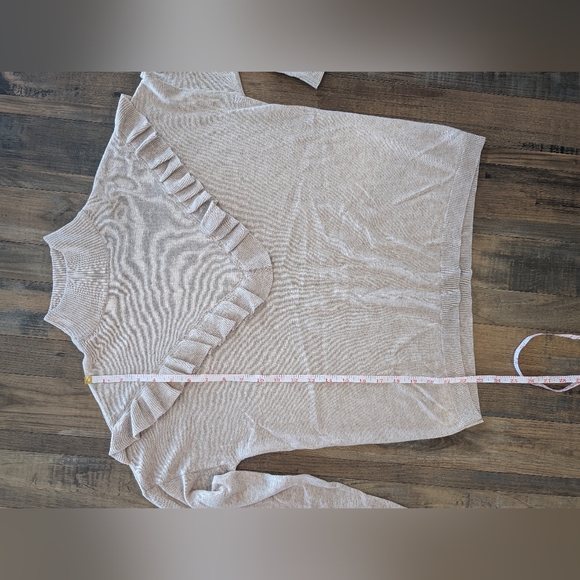 Only thin sweater woman's size large - Picture 2 of 5